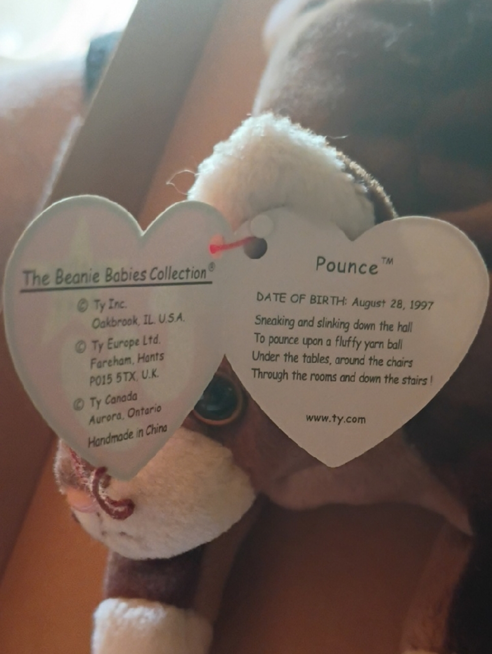 Ty Brown and Cream Cat Beanie Baby with Heart Tag (Pounce) - Picture 2 of 6